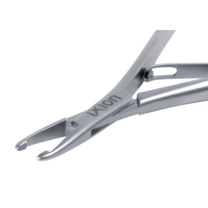 FINE TIP MATHIEU NEEDLE HOLDER